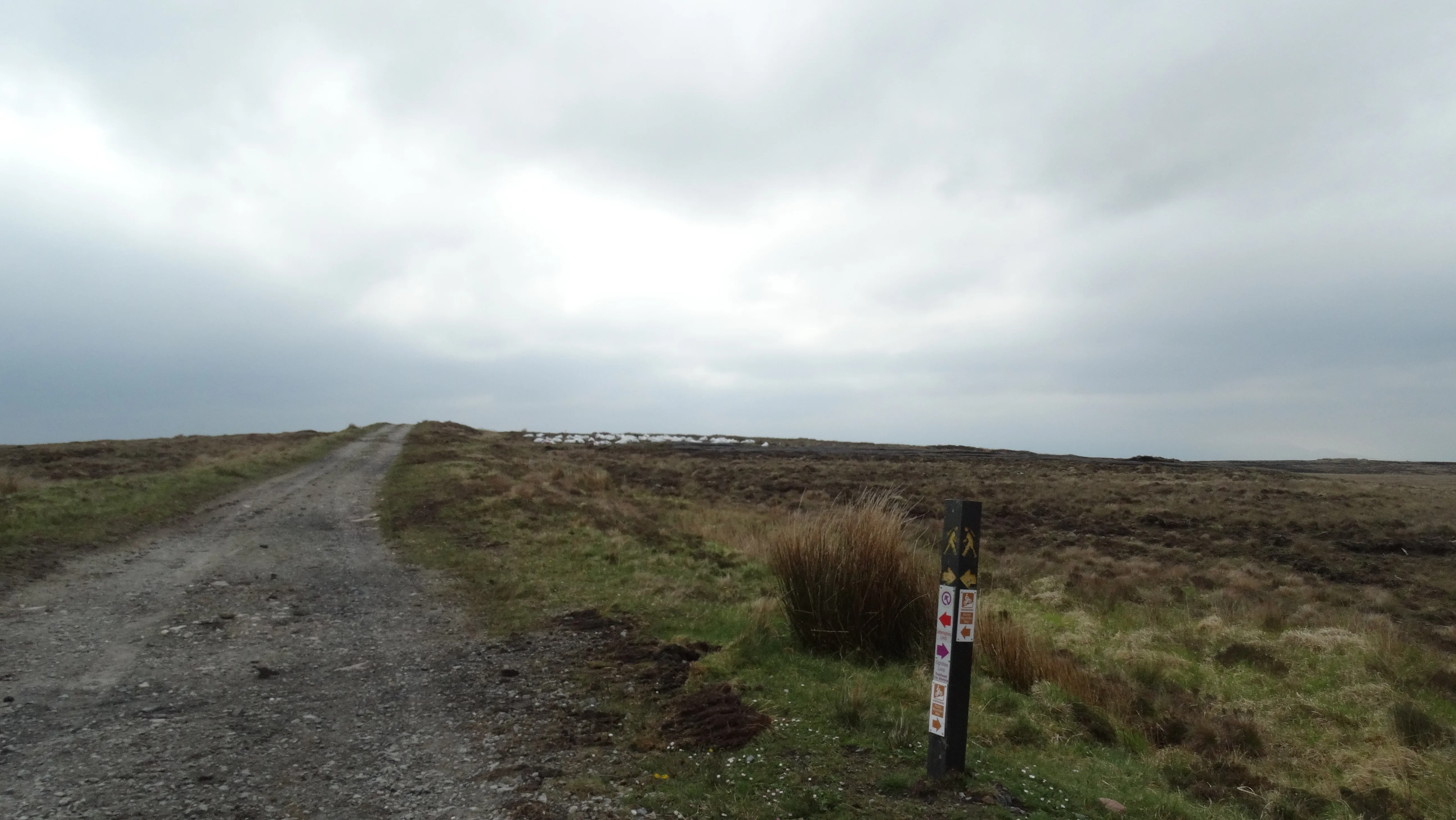 16-566 110516 Junction of the Lettermaghera Trail, Oghillies Trail and Rocky Mountain Way, Co Mayo