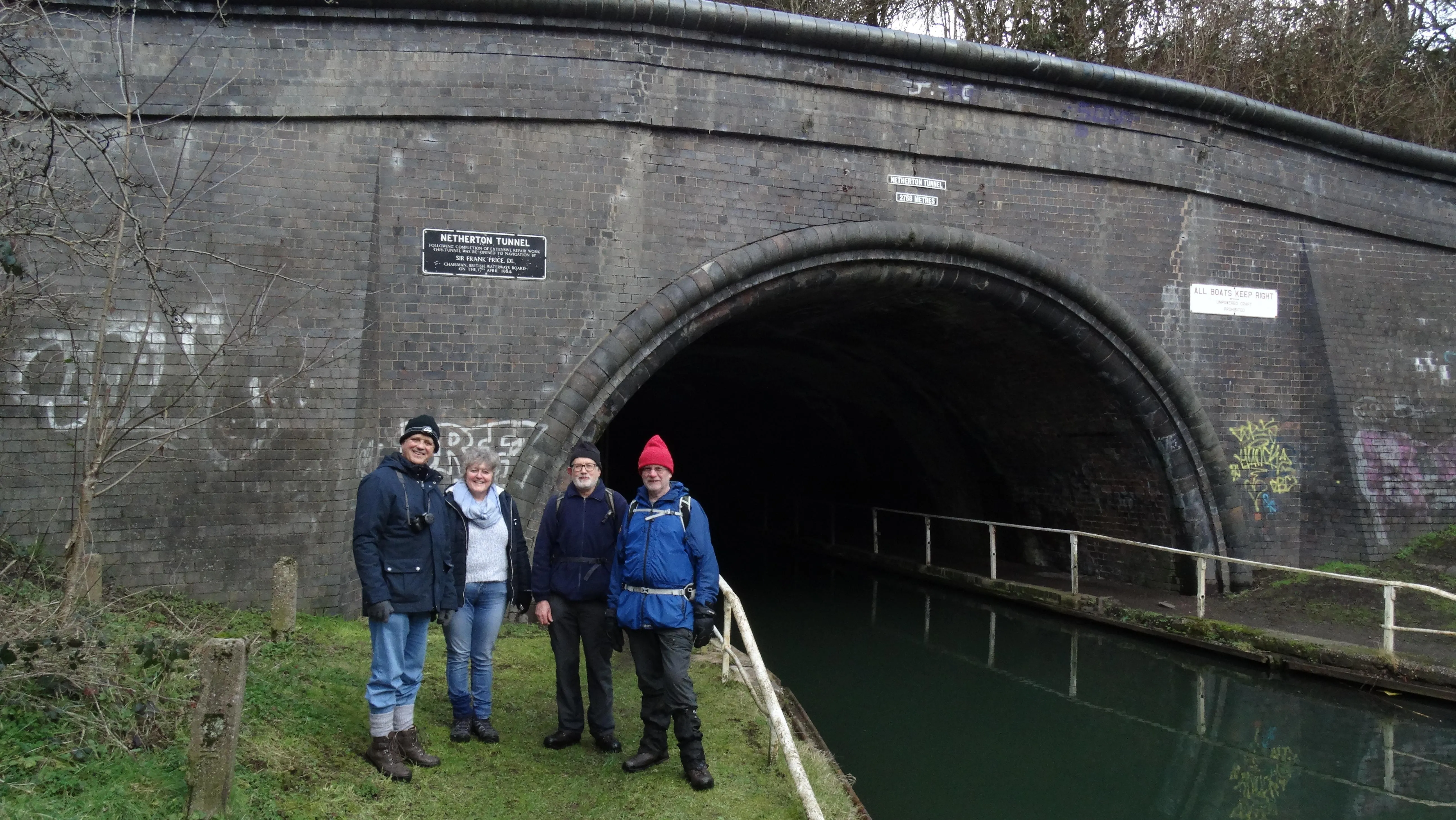 17-053-100217-netherton-canal-tunnel-near-dudley-sw-portal