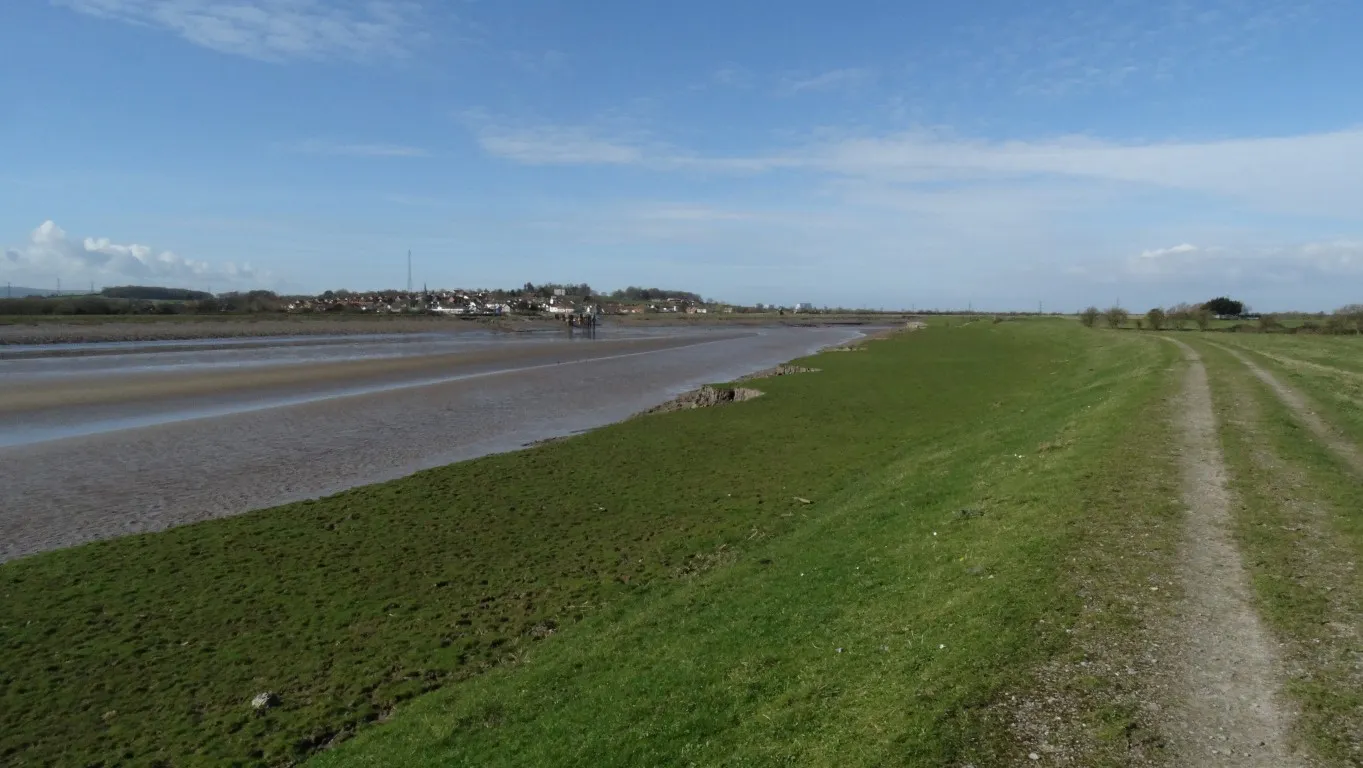 Combwich is the only riverside community on the River Parrett below Bridgwater. The river is becoming wider at this point.