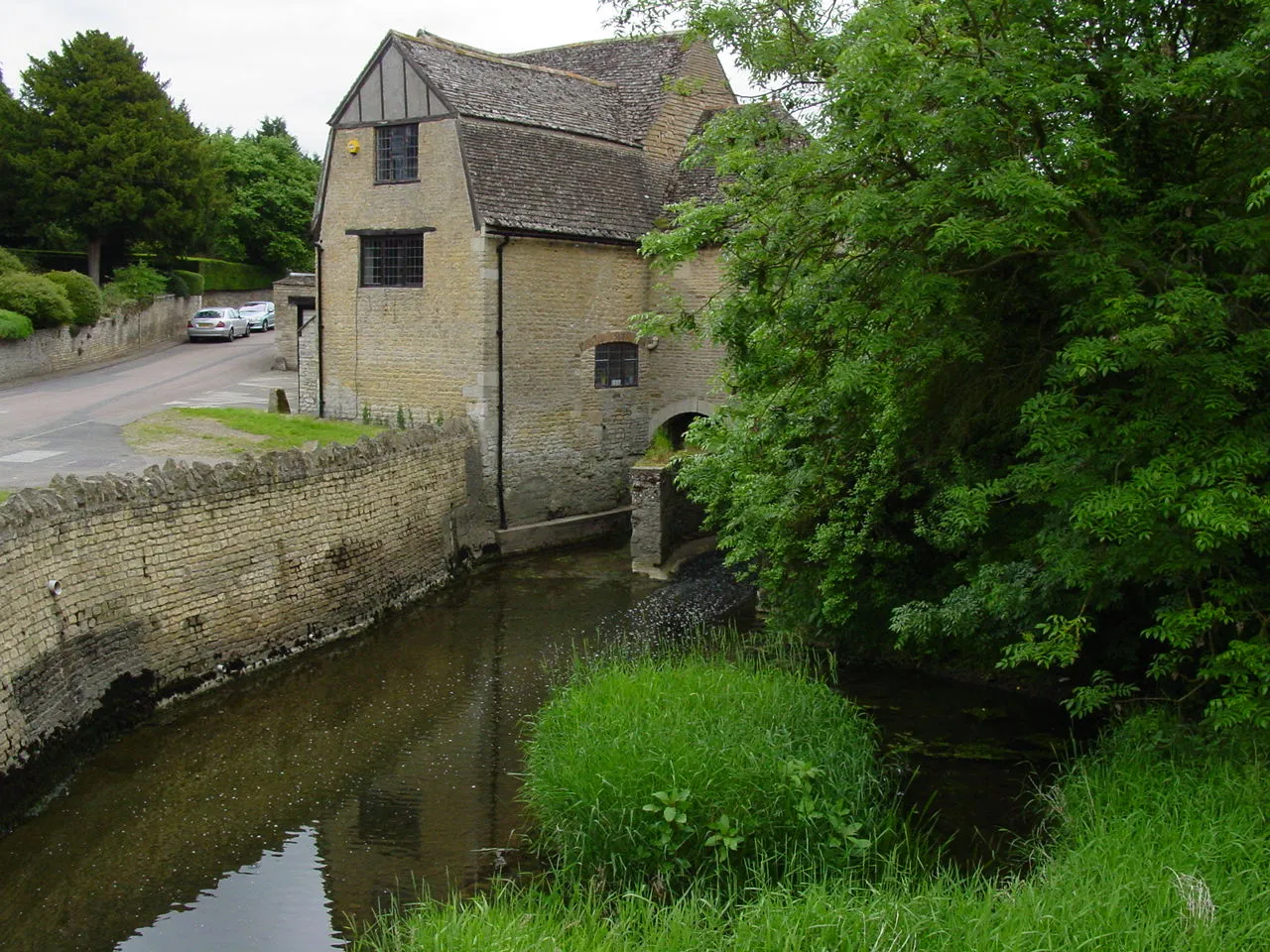 Duddington Mill on the River Welland (as seen on a visit in 2005).