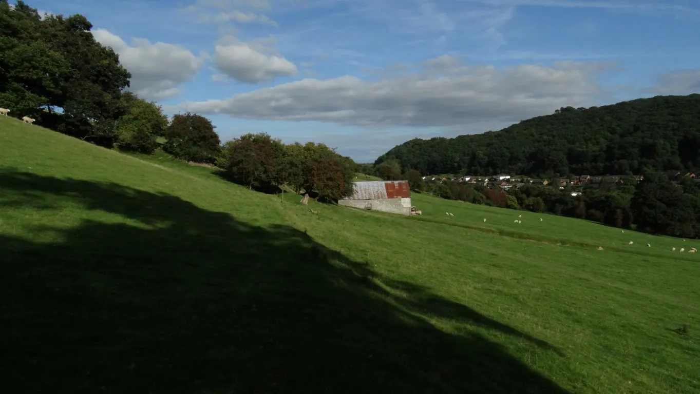 A satisfying end to the day with a walk across pastures into Knighton and just in time to get an ice cream at the end of my walk.